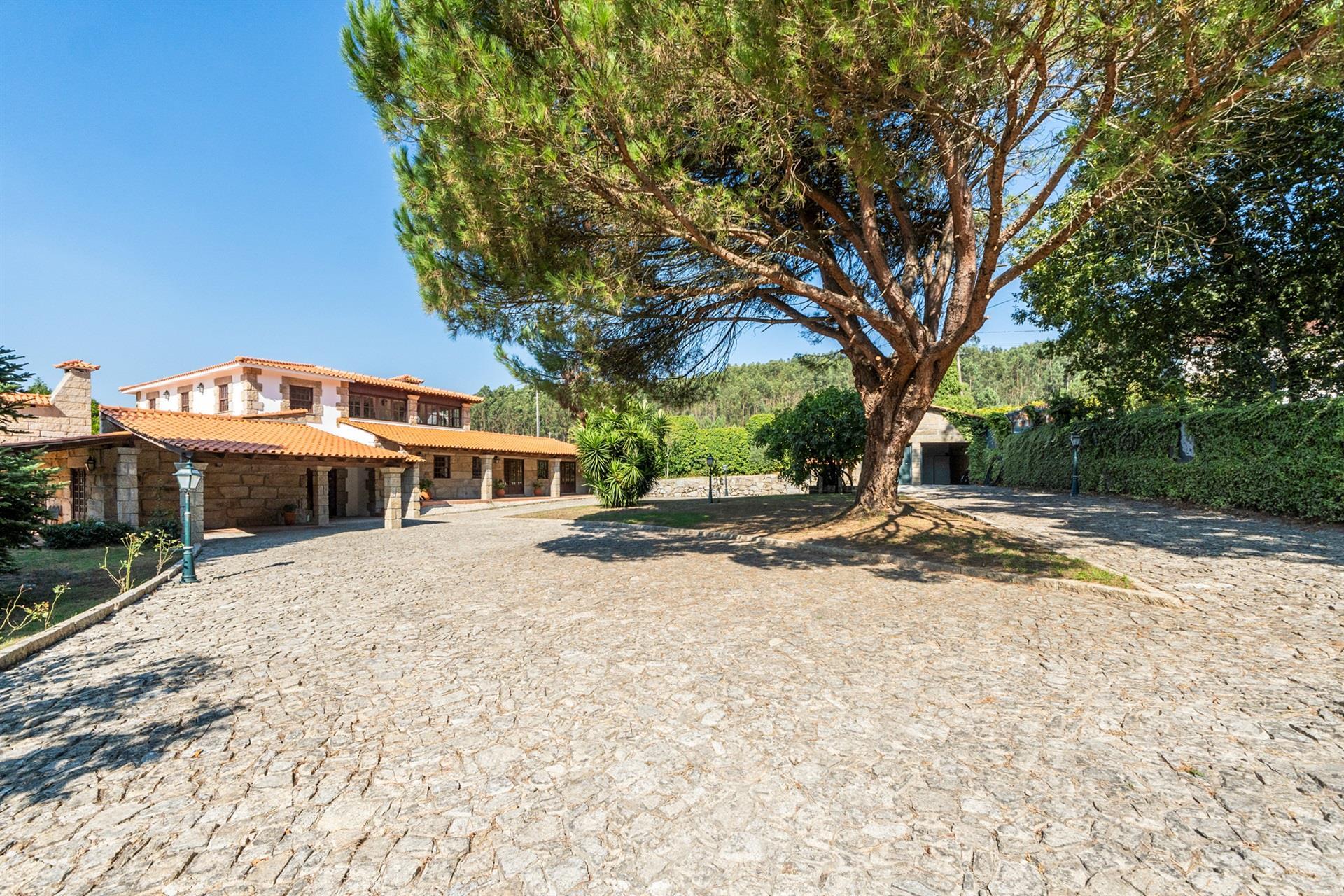 5 bedroom villa - Penafiel