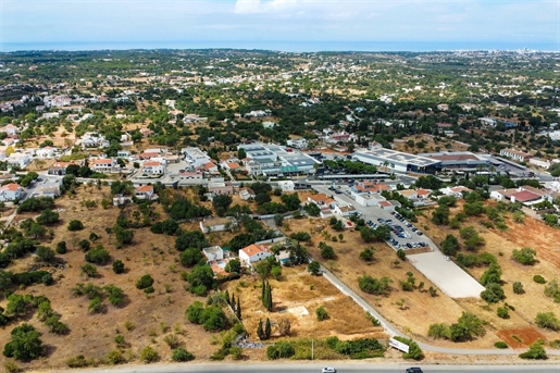 Terrain urbain à Almancil