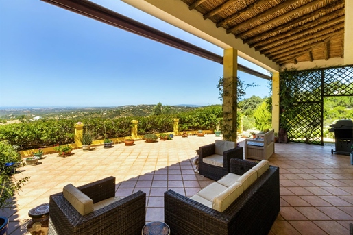 Detached villa in Loulé, Countryside