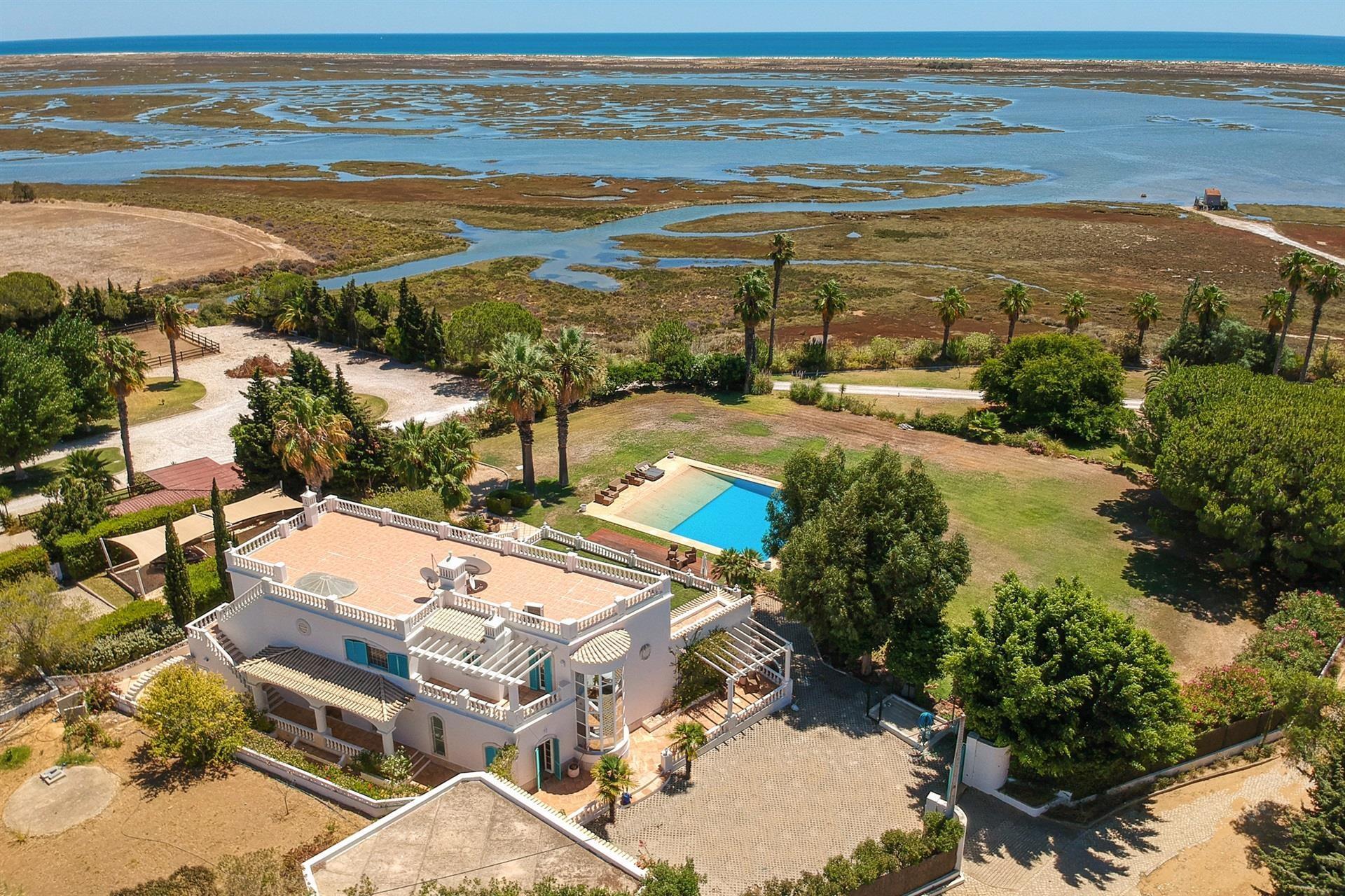 Ria Formosa Frontline 5-Bedrooms Villa