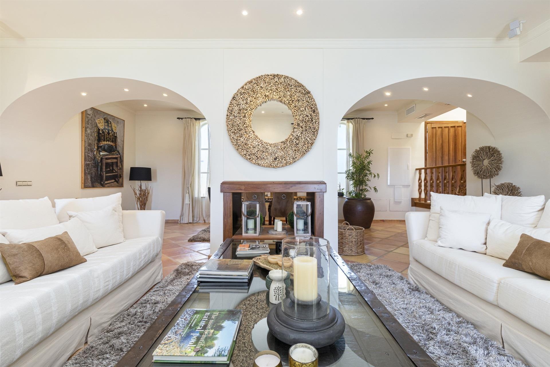 Ria Formosa Frontline 5-Bedrooms Villa