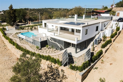 Villa moderne avec vue sur la mer à Loulé