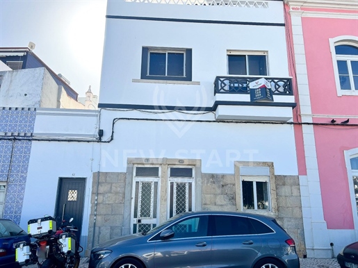 Maison avec projet approuvé dans le centre-ville d'Olhão