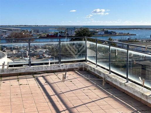 2-Bedr. Apartment with terrace, parking, sea view. Olhão