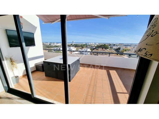 3 bedroom flat for sale in the Upper Zone of Olhão