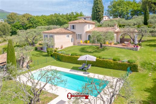 Charming property with olive grove