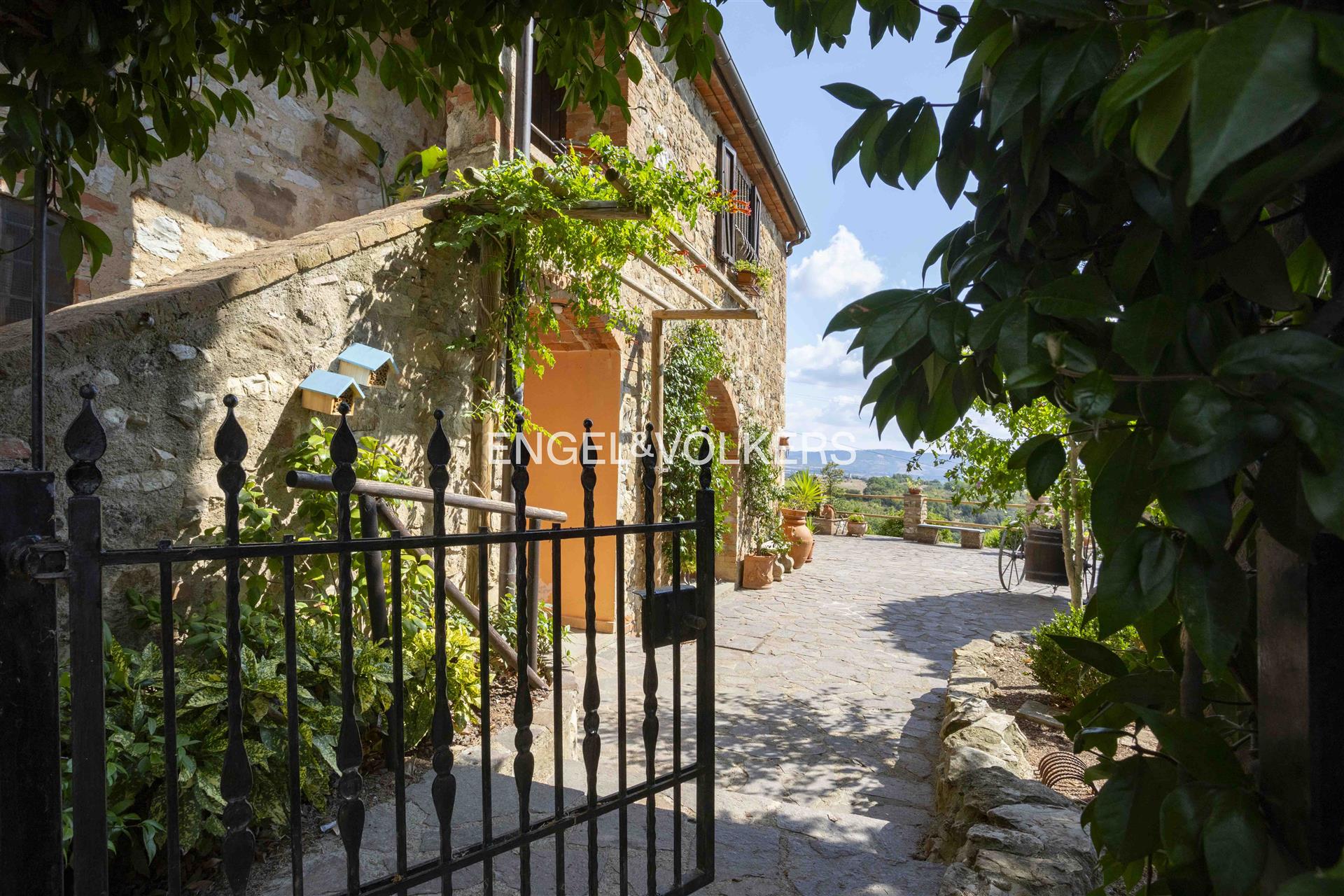 Charmantes Bauernhaus in Campagnatico: eine Ecke des Paradieses in der toskanischen Landschaft