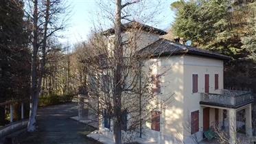 Prestiżowa nieruchomość na obrzeżach Acqui Terme