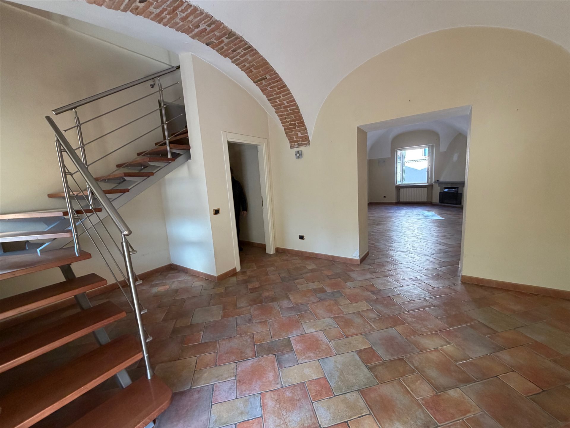 In voetgangerszone, prachtige twee verdieping woning