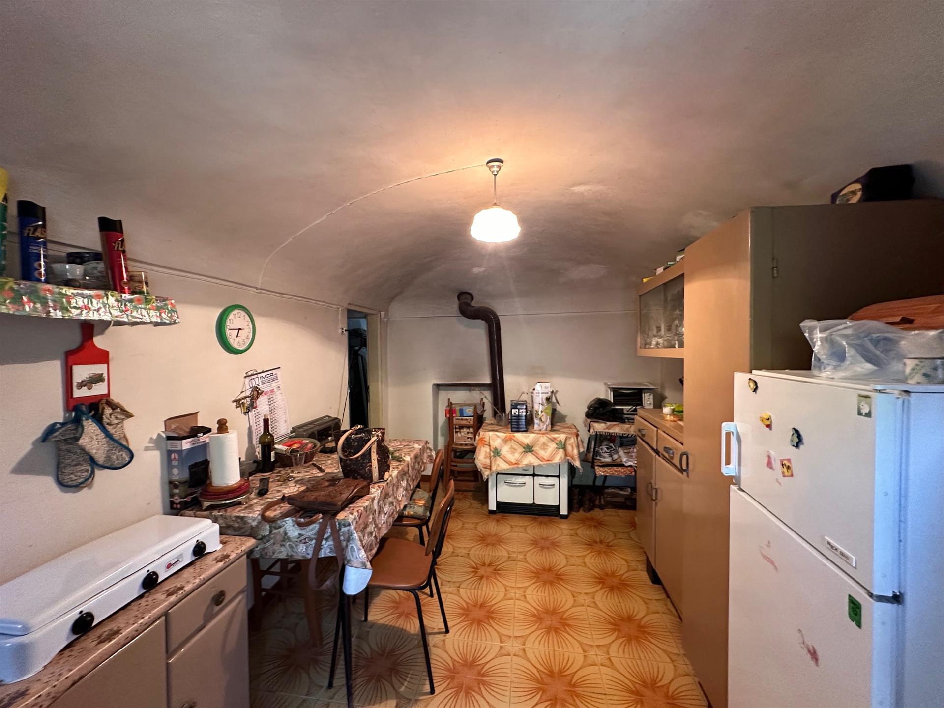 Rustic house free on three sides in a very panoramic position