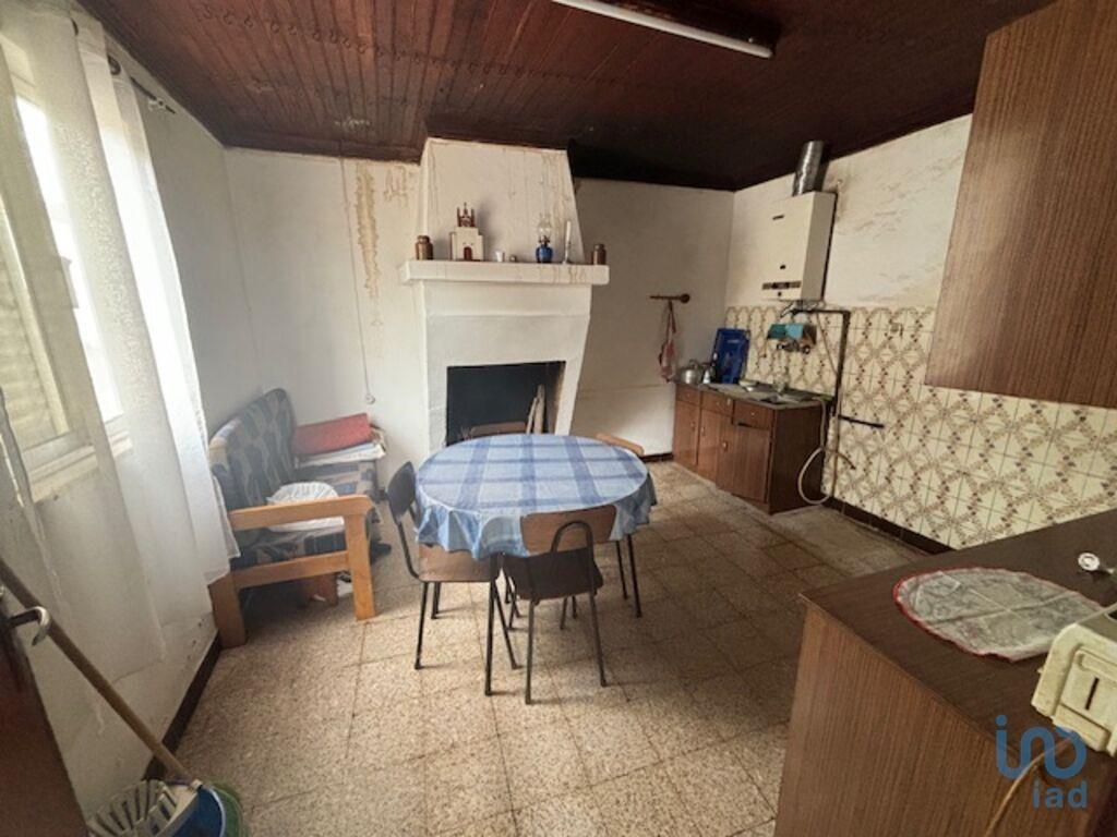 Dorpshuis met 3 slaapkamers in Penas Roias van 227,00 m²
