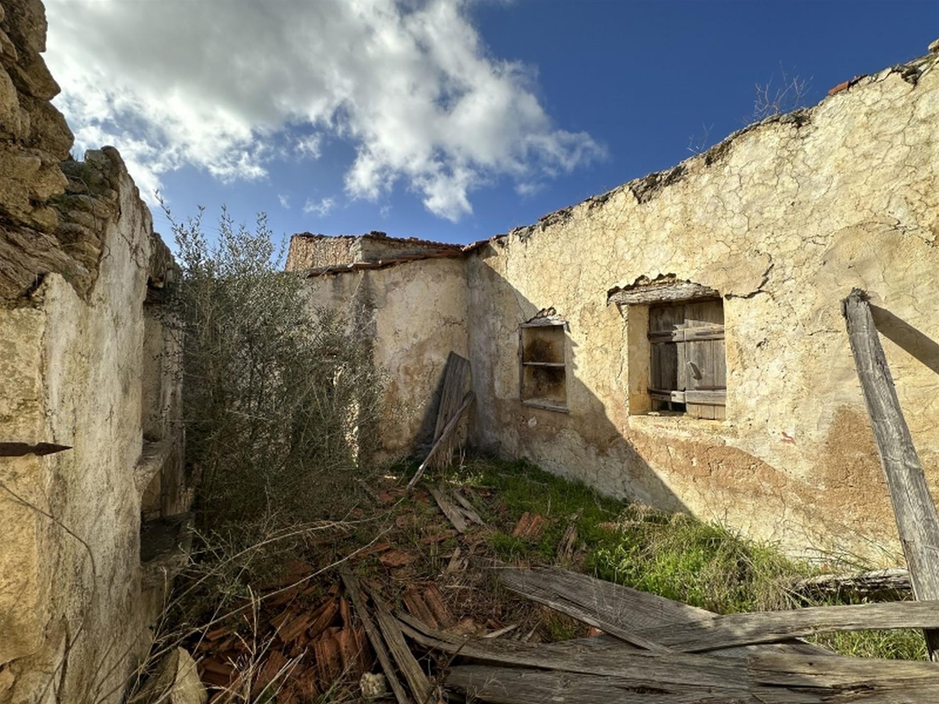 Oud stenen huis te koop in de buurt van Rethymno