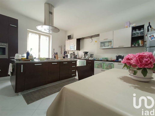 Maison individuelle / Villa à vendre 160 m² - 4 chambres - Qualiano
