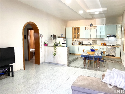 Vendita Casa indipendente / Villa 130 m² - 3 camere - Afragola