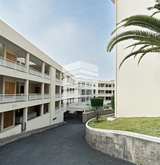 Apartamento T3- Renovado- São João, Funchal