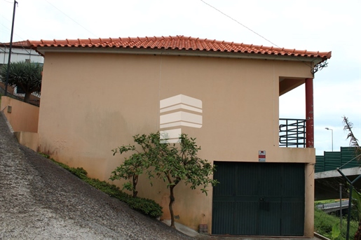 Rodinný dům T3 - Estreito Câmara de Lobos