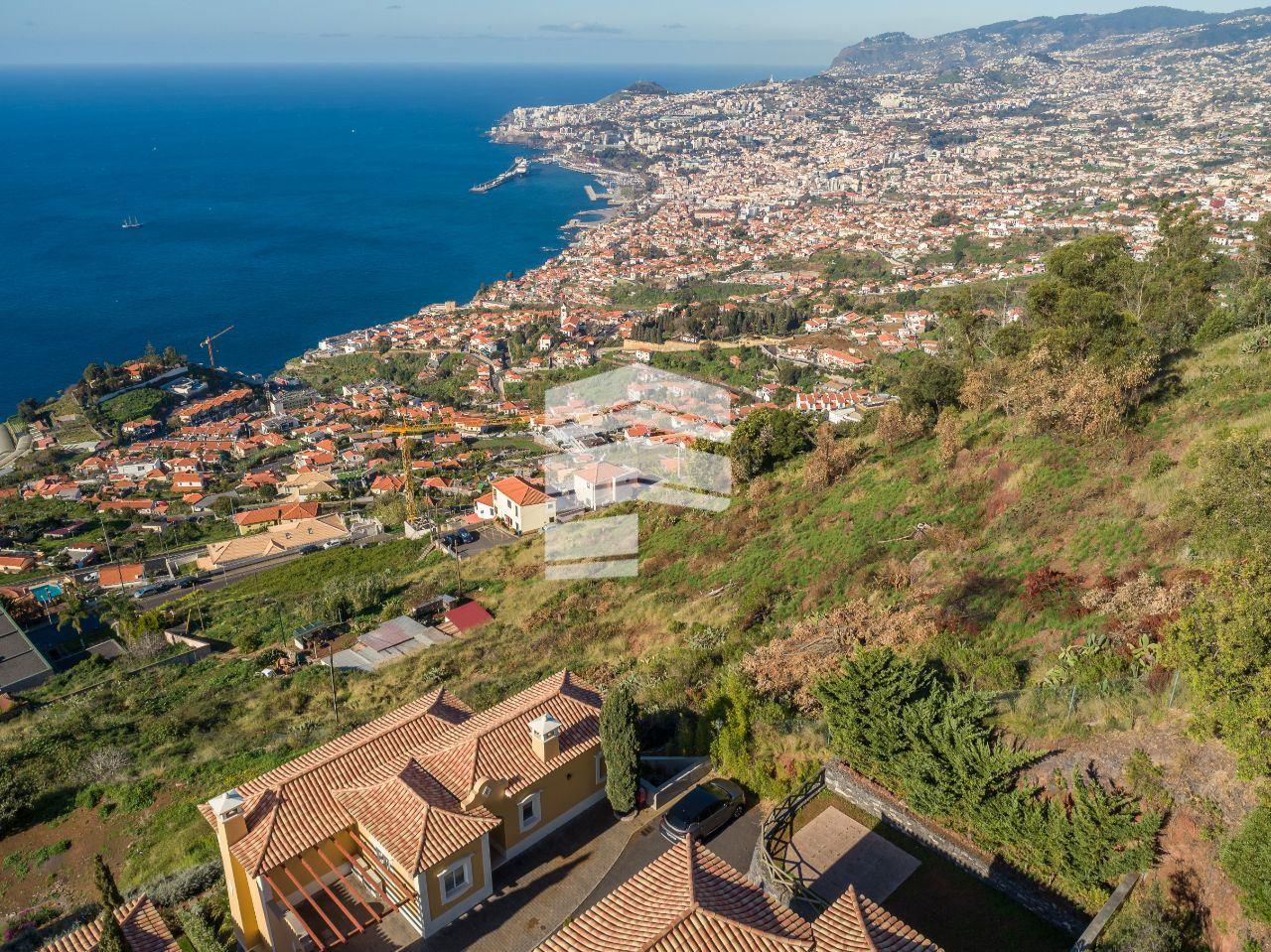 Terreno - São Gonçalo - Magnifica Vista