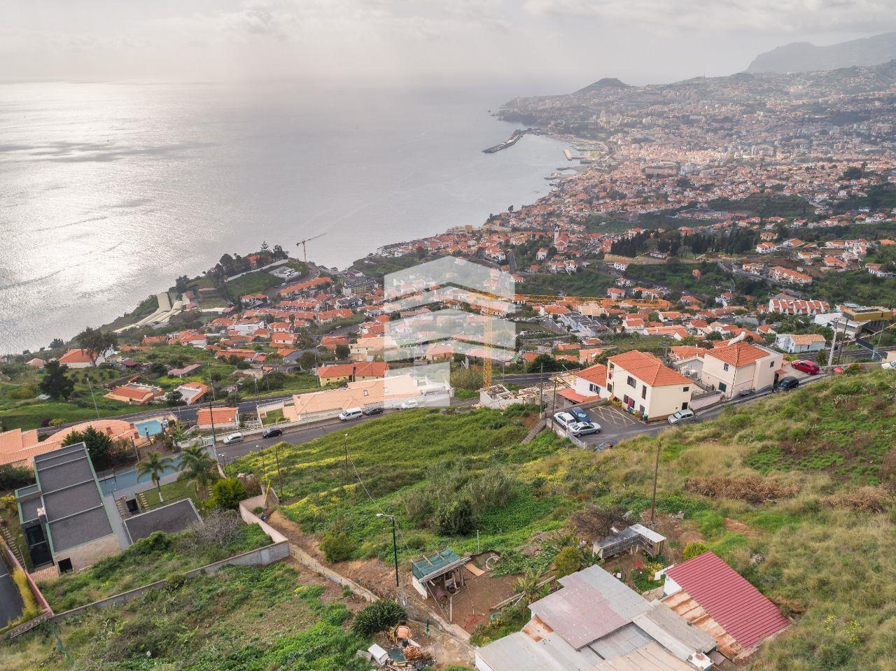 Terreno - São Gonçalo - Magnifica Vista