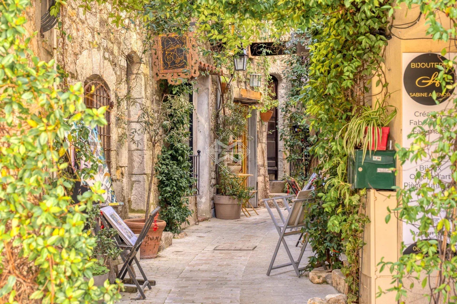 In the heart of the village - Absolute calm