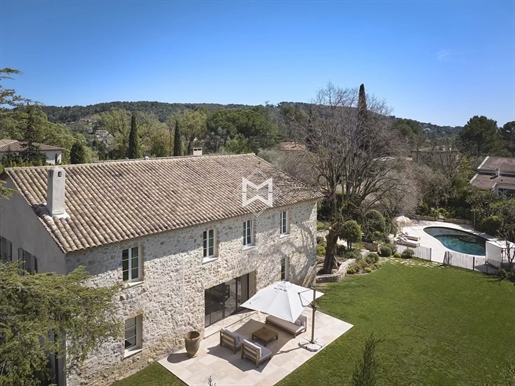 Exceptional renovated Bastide