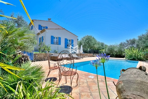 Walking distance from the village - Lovely Provençale