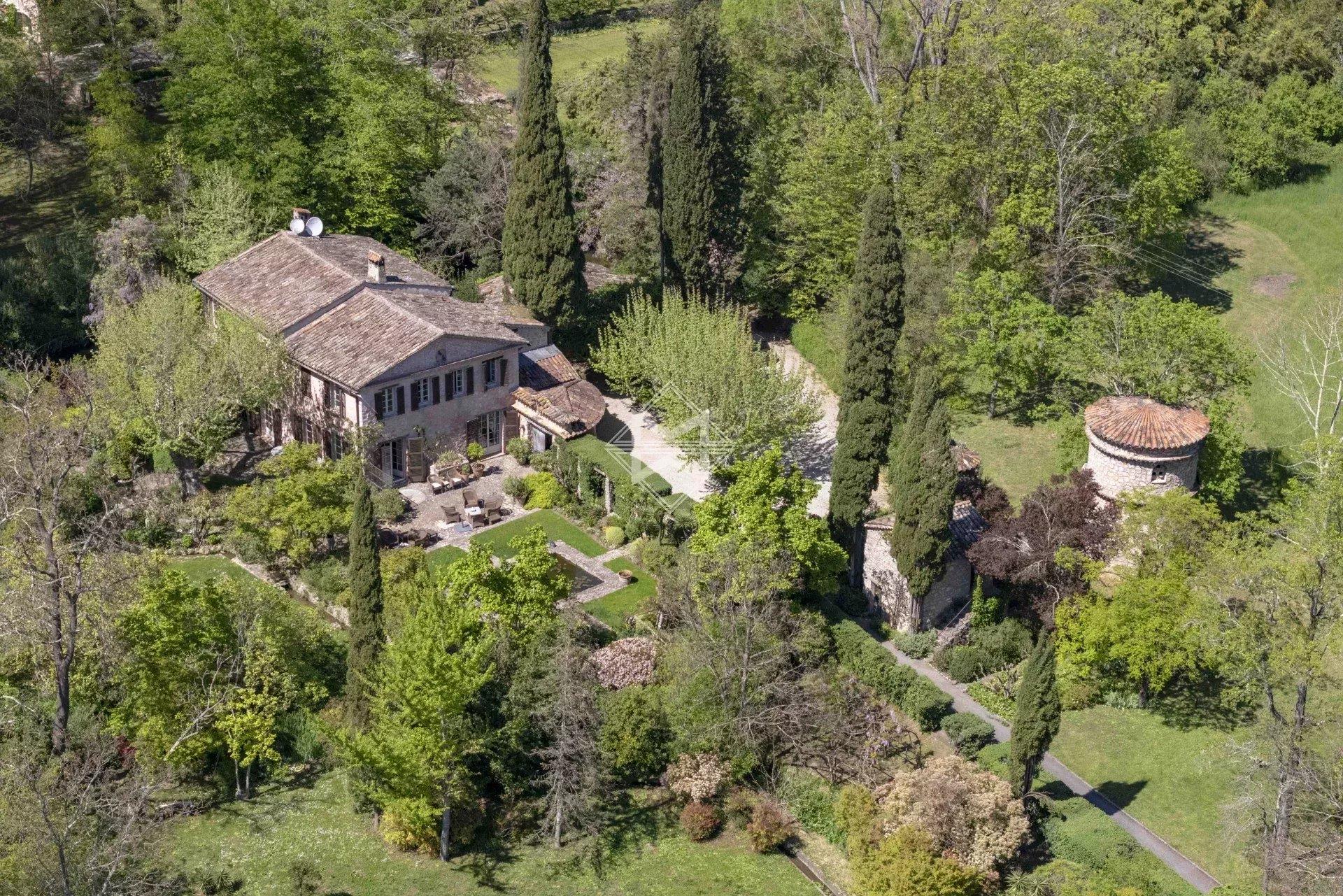 Exceptional Estate – Historic 16th-Century Mill by the River