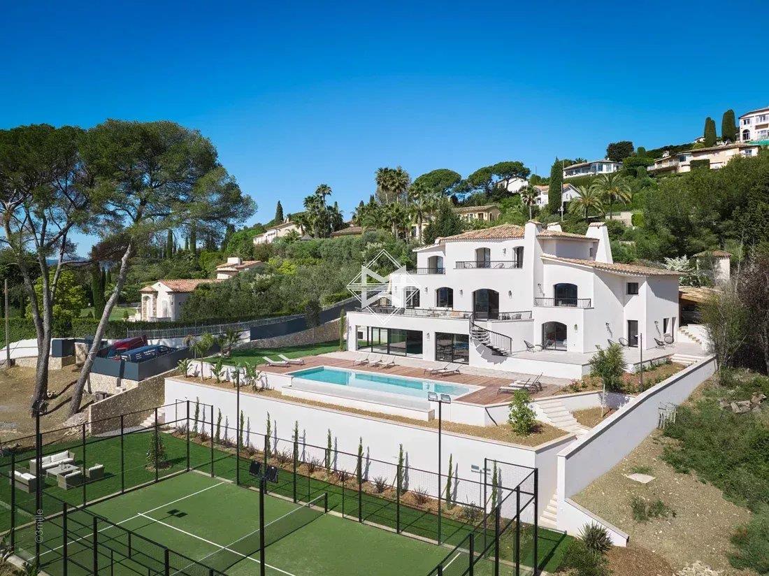 Mougins - Stunning 7 bedrooms Family Villa