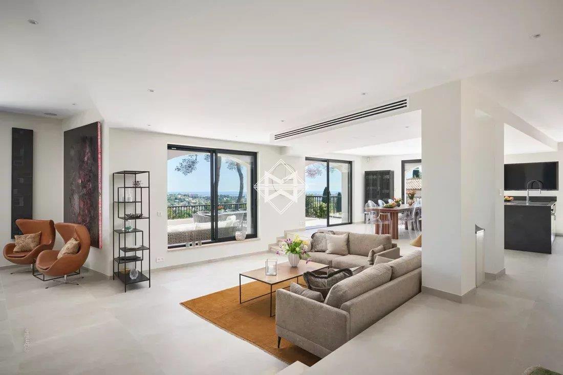 Mougins - Stunning 7 bedrooms Family Villa