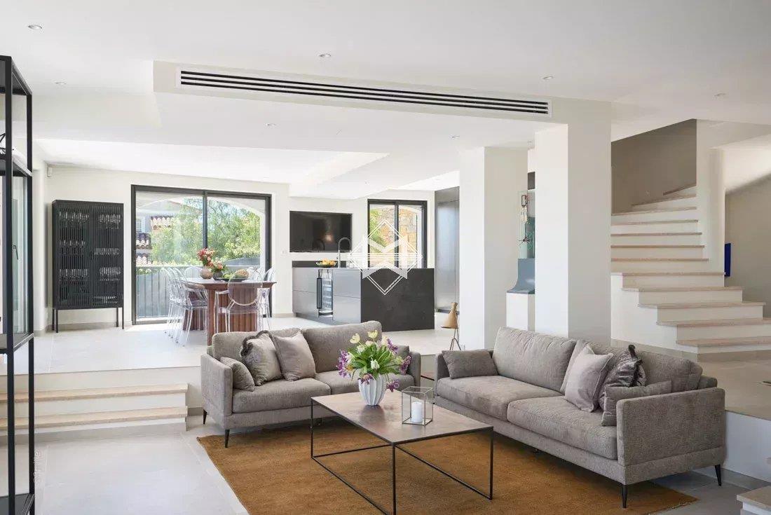 Mougins - Stunning 7 bedrooms Family Villa