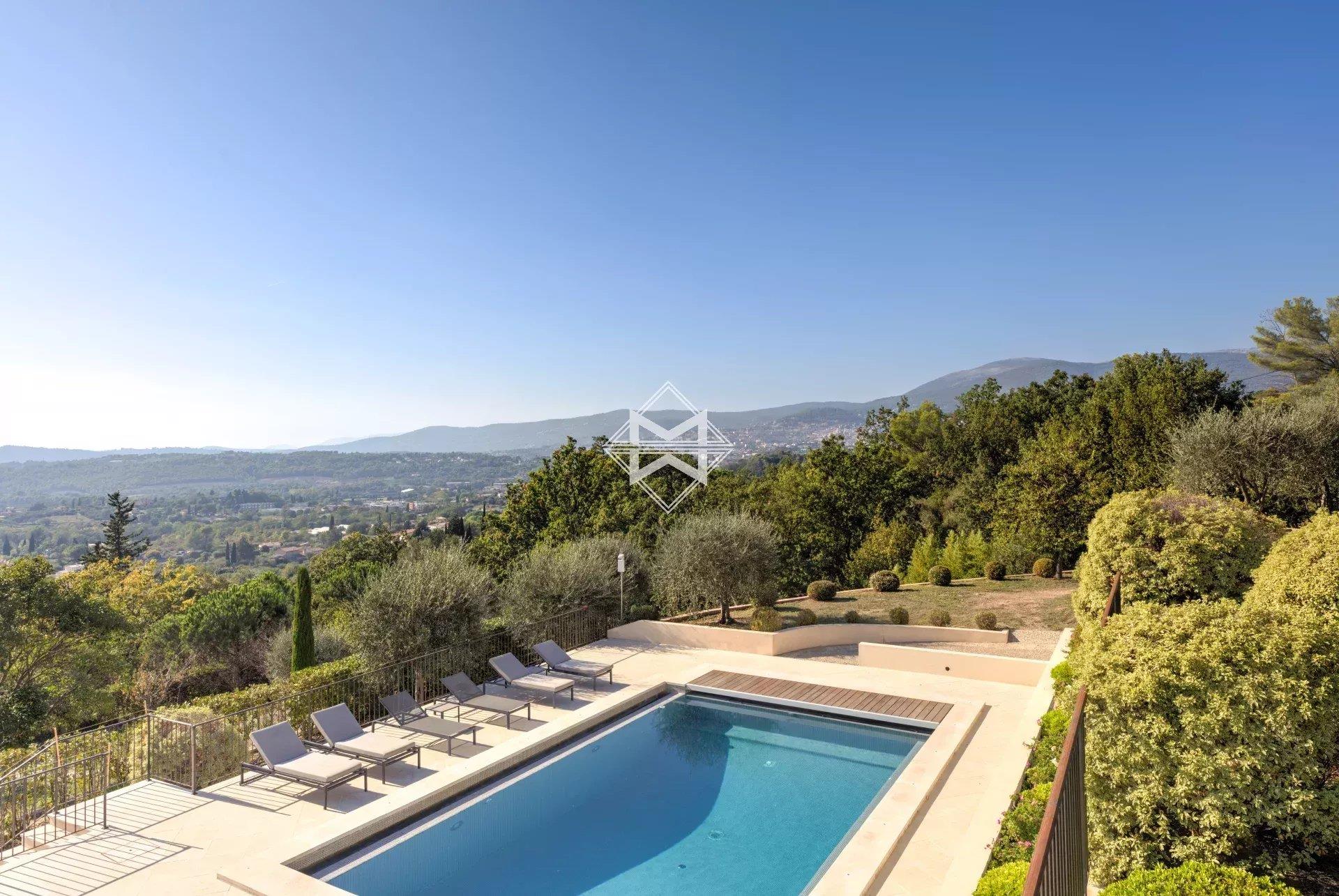 Luxury Villa with Panoramic Sea View on the French Riviera