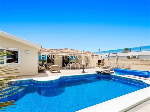 Gorgeous villa with pool