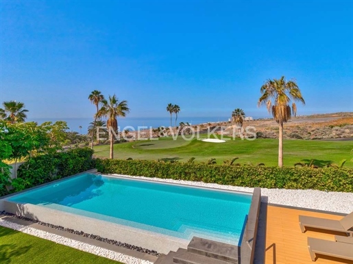 Imposante villa de haute qualité avec vue sur la mer à Golf Costa Adeje