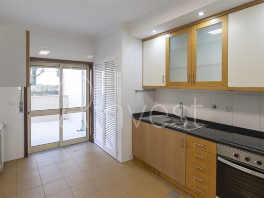 Cumpărare: Apartament (4405)