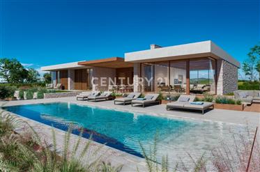 Exclusive villa with amazing views