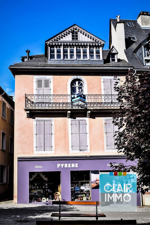 Very beautiful building from the 19th century in the center of Arreau