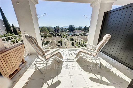 Beautiful duplex apartment with terrace and balcony