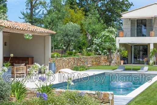 Beautiful villa within walking distance of the village, quiet
