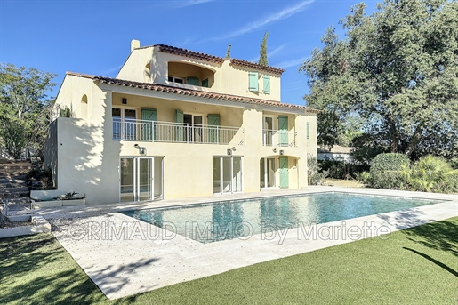 Villa renovated in 2023 with 5 bedrooms and swimming pool, clo