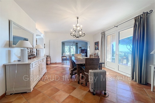 Beautiful Provencal villa within walking distance of the beach