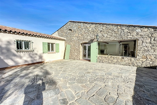 Completely renovated country house with 4 bedrooms, office and