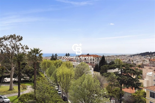 Nice - Cimiez - Magnificent sea view apartment in a former palace - 4 rooms - 208 M2 - 1 570 000 Eur