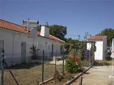 Alentejan rural property with an adjacent studio