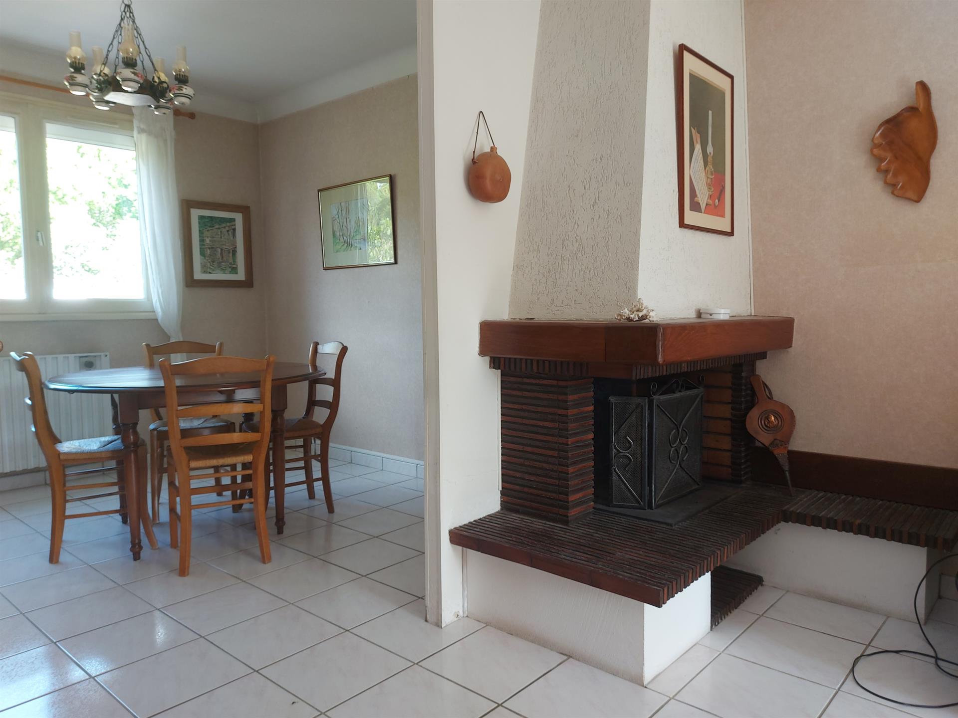 Maison familiale 3 chambres + bureau très grand terrain
