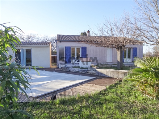 For Sale in Saint-Théodorit One-Story Villa On Land 2000m2 - Outbuilding