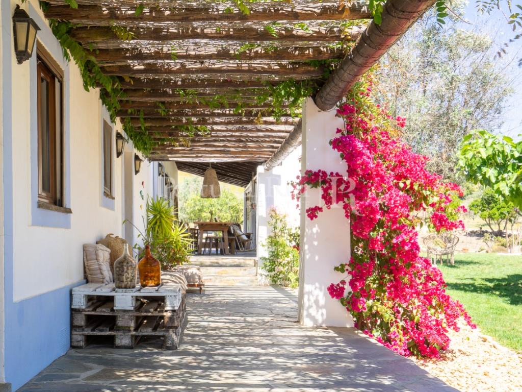 Charming Alentejo property in the heart of the Serra D'Ossa, near Estremoz and Évora