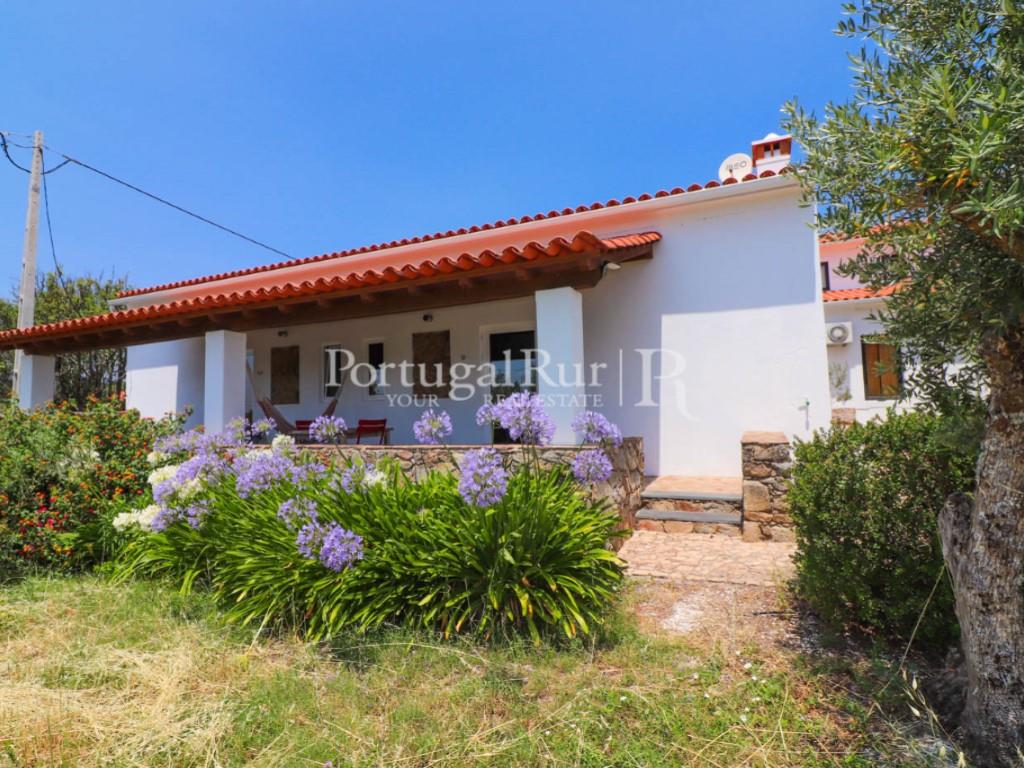 Magnificent farm in Serra de S. Mamede with Rural Tourism