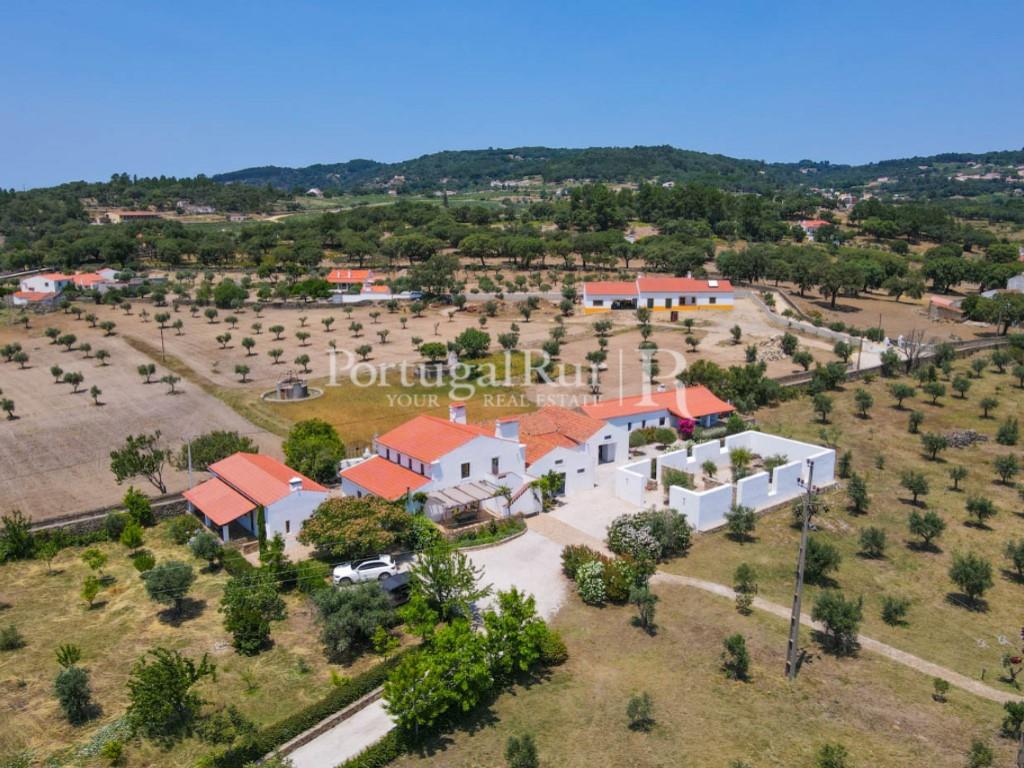 Magnificent farm in Serra de S. Mamede with Rural Tourism