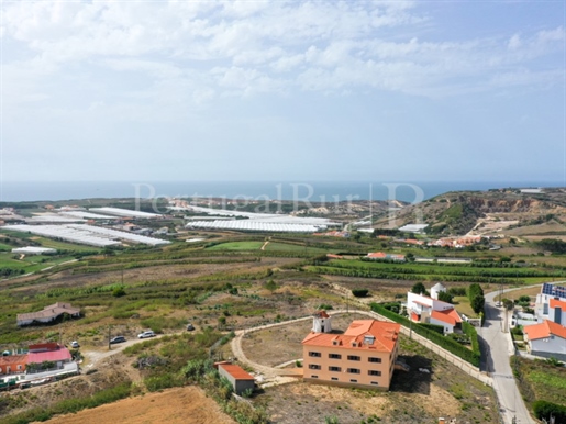 Property with sea view and tourist viability in Santa Cruz - Torres Vedras