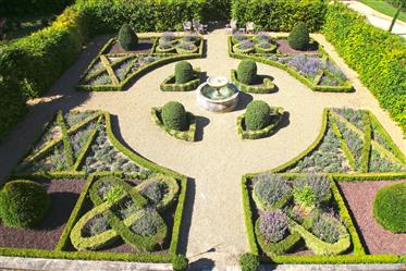 Logis Renaissance a jeho výnimočné záhrady 