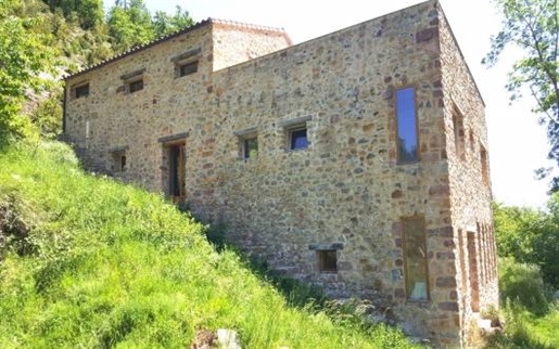 Vallespir Catalan stone Mas bioclimatic renovation 6...